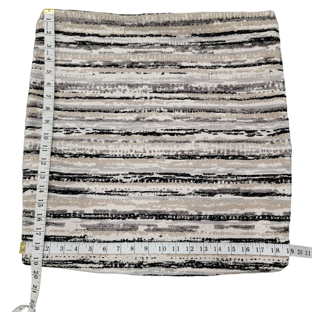 Modern Textured Striped Throw Pillow Covers Set of 2 Black Gray Cream 19”x19” - Picture 14 of 16